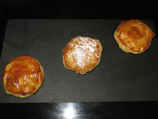 BOCADITOS DE HOJALDRE A LOS DOS CHOCOLATES