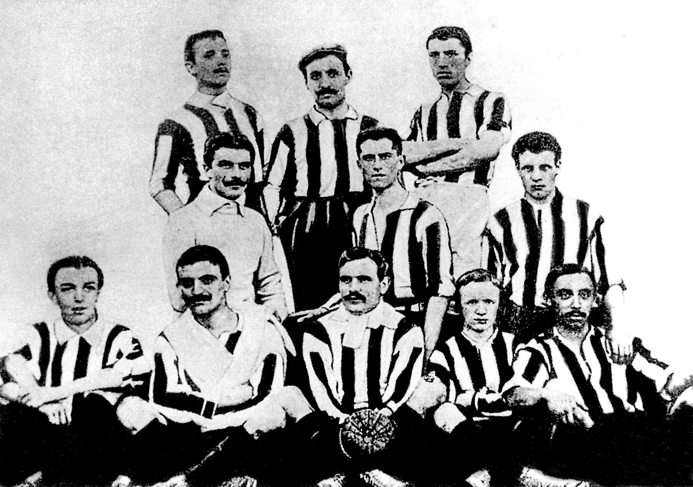 EQUIPOS DE FÚTBOL JUVENTUS Football Club