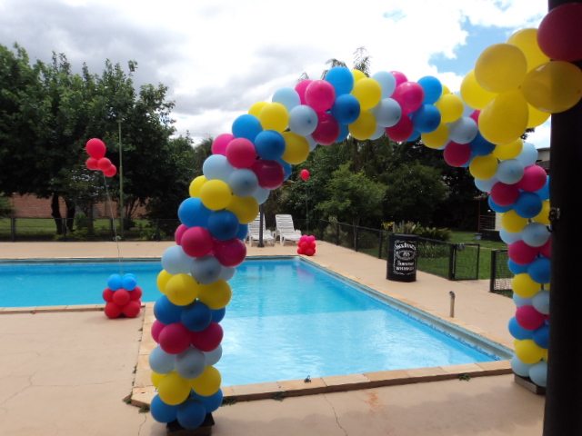 Atelier_ArteFolia: decoração de festa piscina pool party