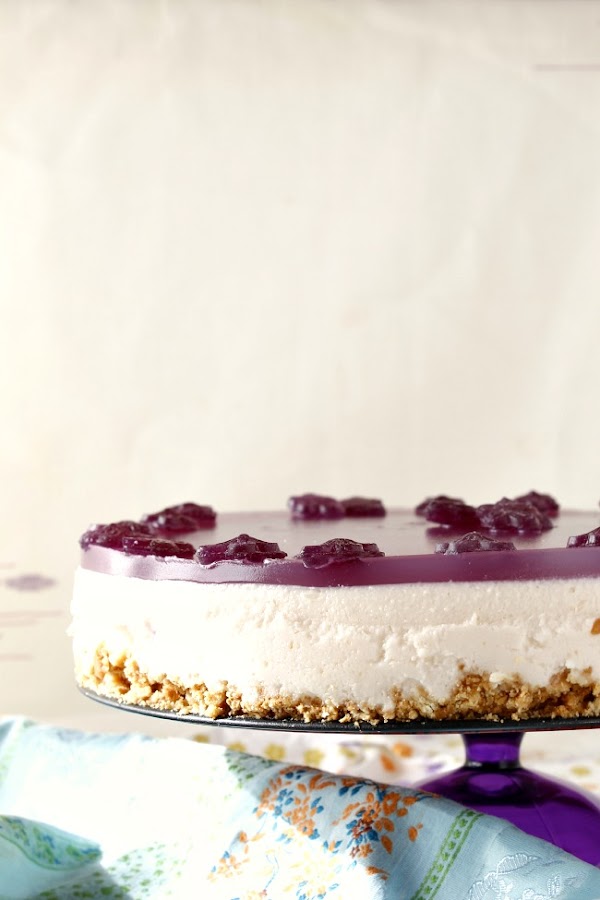 Tarta mousse de violeta.MaraEngredosFoodBlog