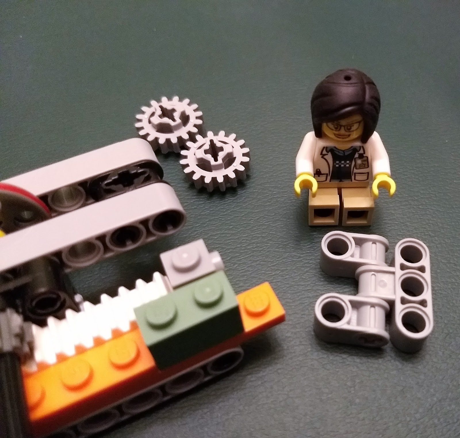 Kto6Science LEGO rack and pinion gears 2 Mechanisms