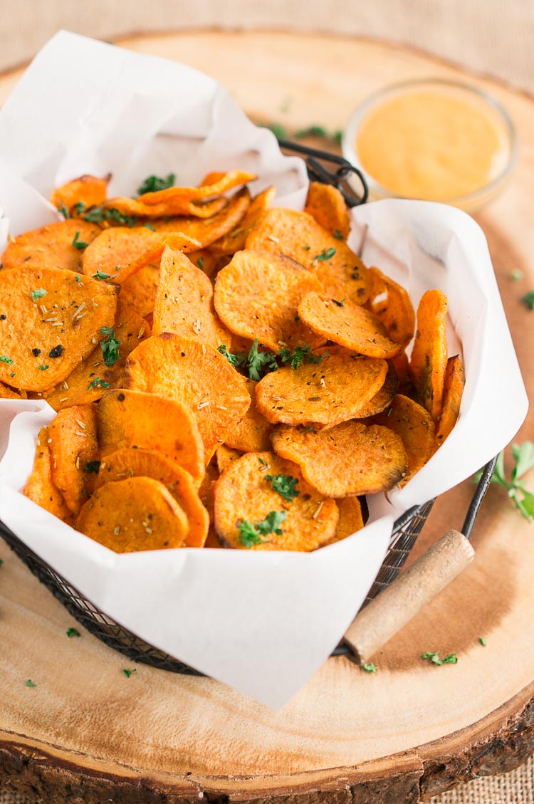 BAKED SWEET POTATO CHIPS #baked #whole30 #diet #healthy #potato