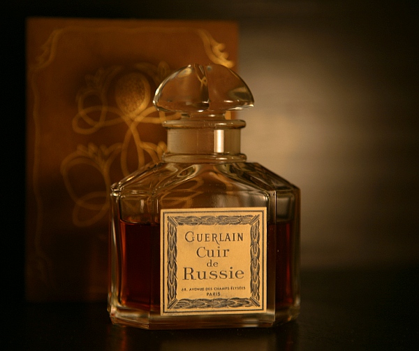 Perfume Shrine Guerlain Cuir de Russie