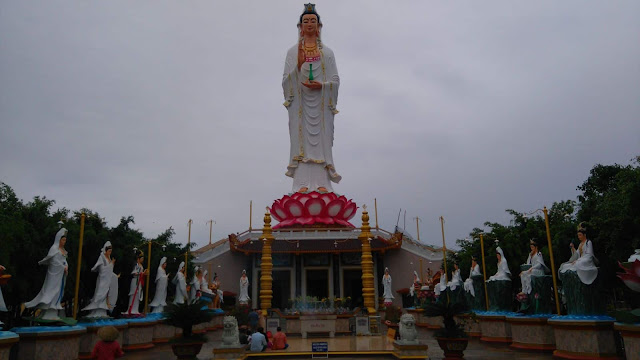 Top 10 pho tượng Phật, Bồ Tát linh thiêng, to lớn nhất ở Việt Nam