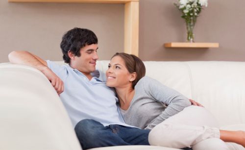 تفسير الاعتذار في المنام للمرأة العزباء أو المتزوجة