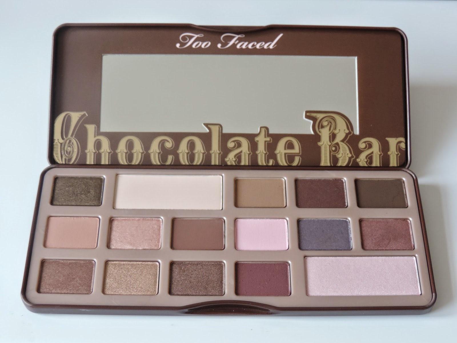 Leona's Looks Too Faced Chocolate Bar Palette Review