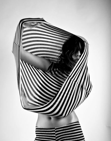 nydia lilian fotografia photoshop mulheres modelos malevich linhas geométricas