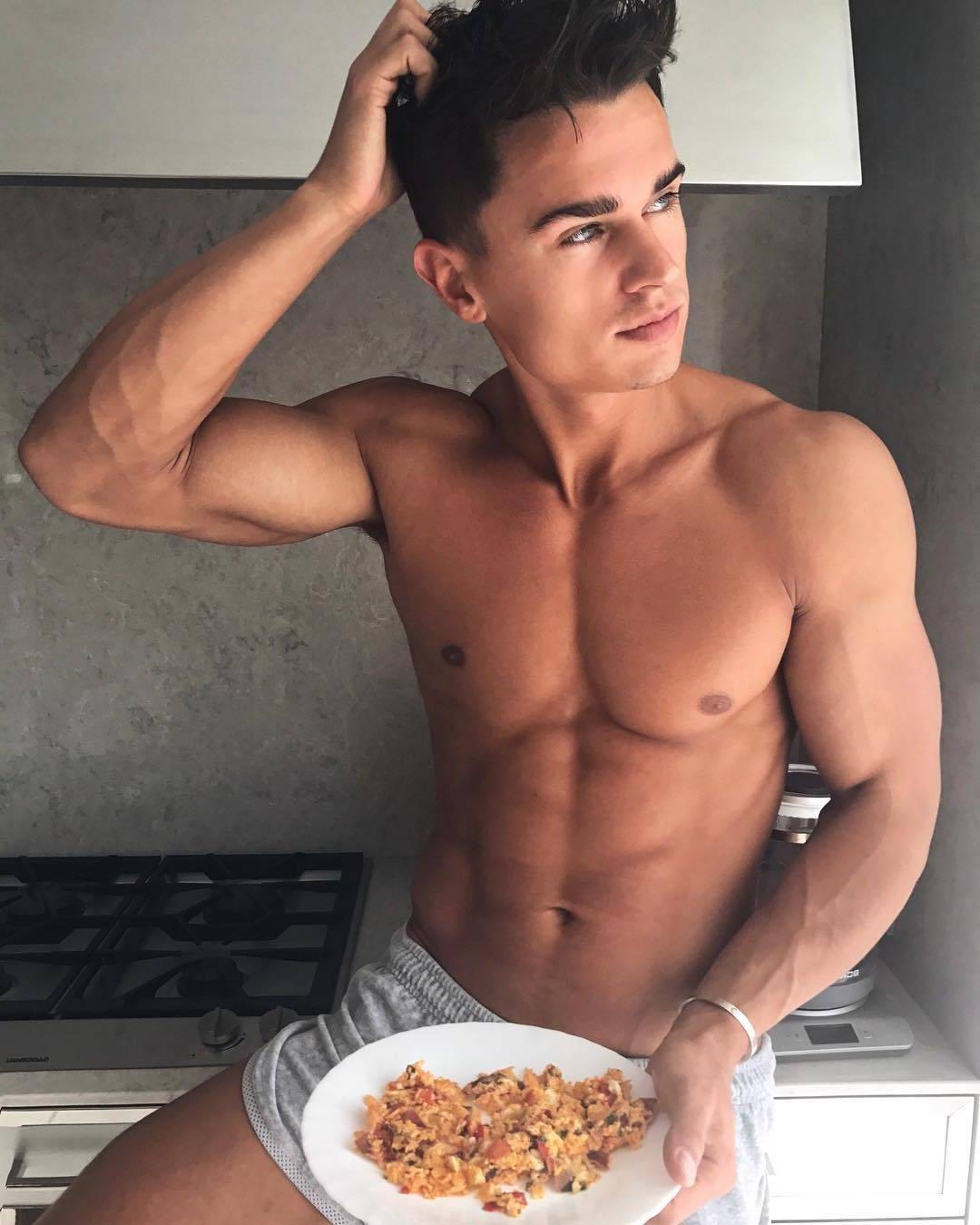 hot-shirtless-fit-male-models-gay-twink-bottom-food-plate-breakfast