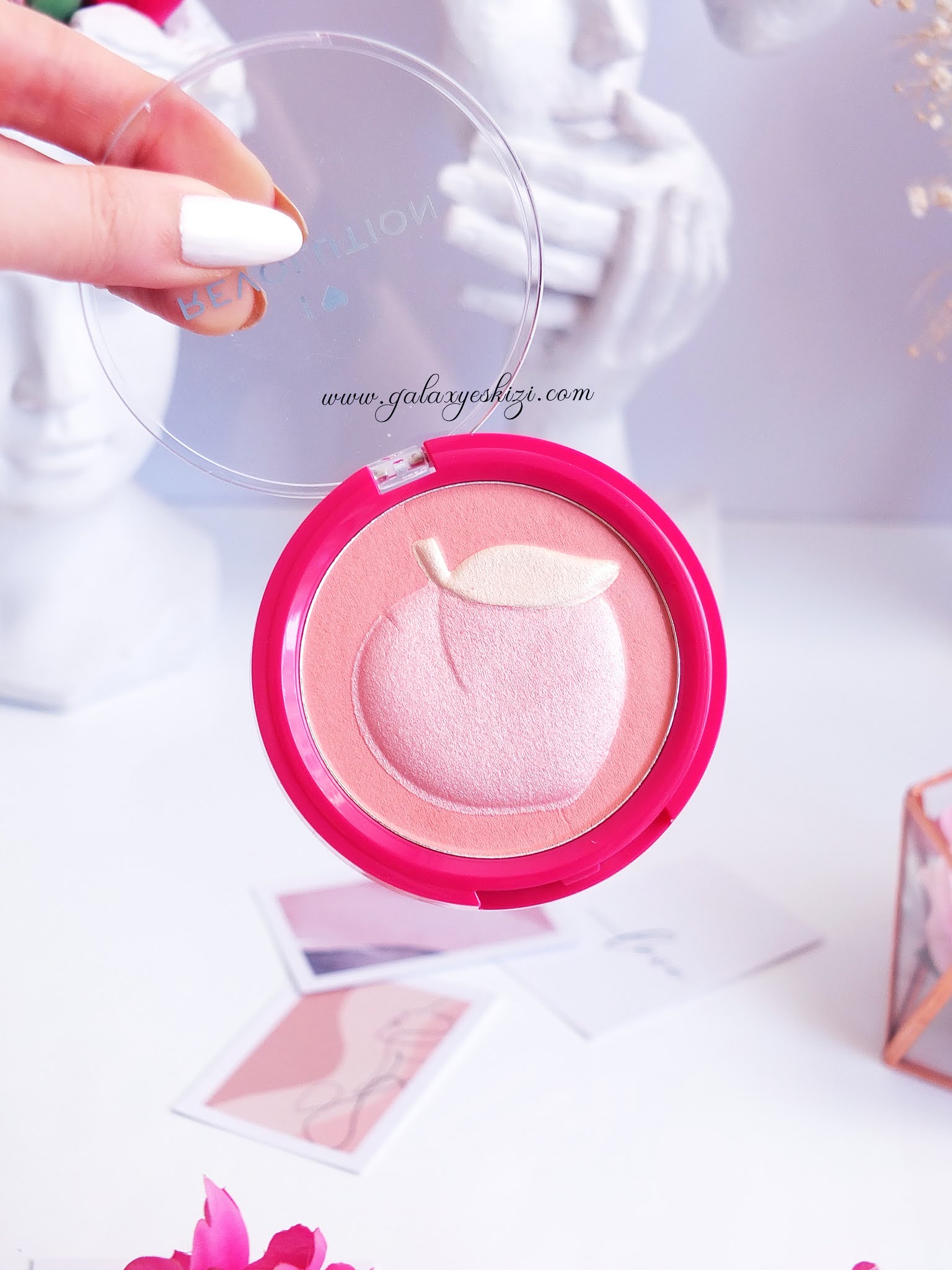 I heart revolution fruity