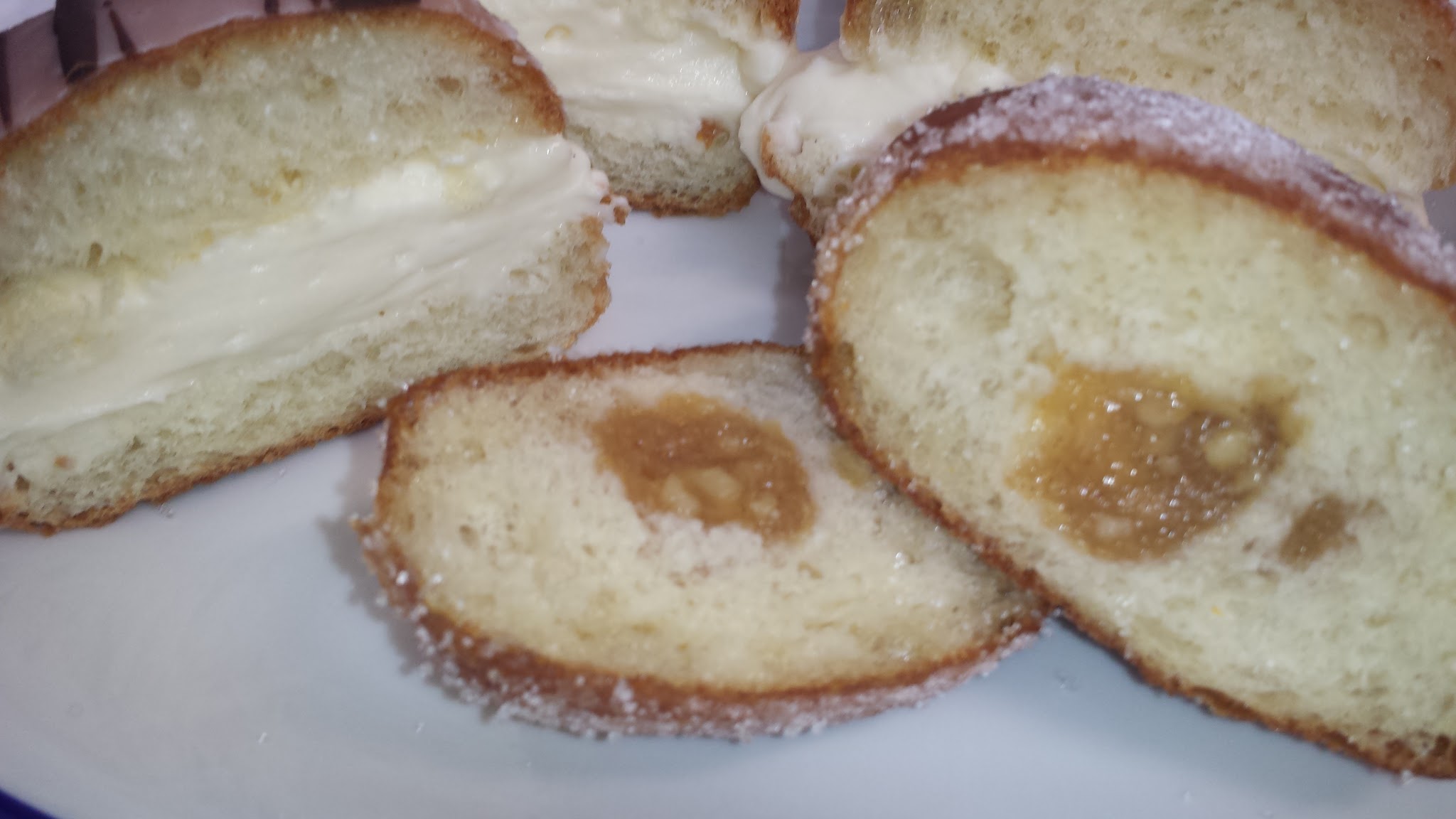 Berliner, Kräppel, Pfannkuchen oder Krapfen - ein Geschmackstest ...