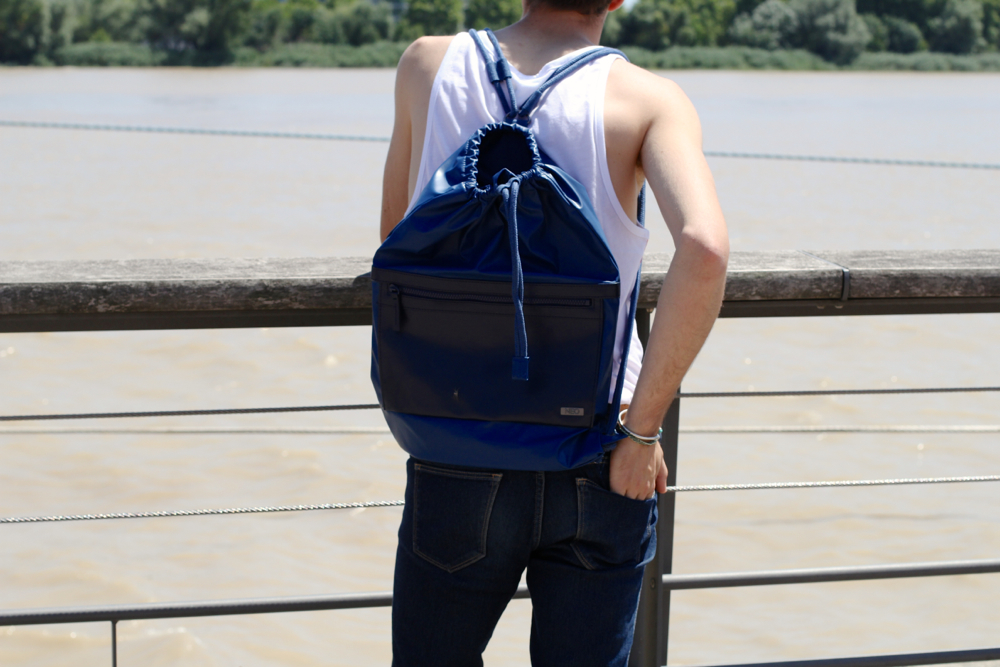 BLOG-MODE-HOMME_Preppy-vacances_ADIDAS-NEO-Label_skinny_sandales_martin-margiela-loreak-mendian_Bordeaux