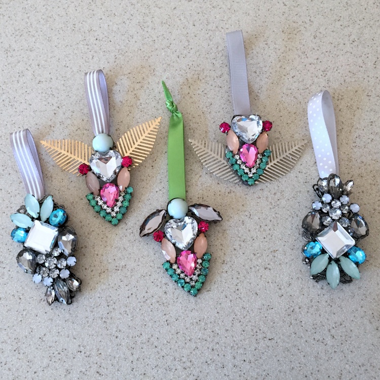 Lisa Yang's Jewelry Blog Making Holiday Ornaments from Old Jewelry
