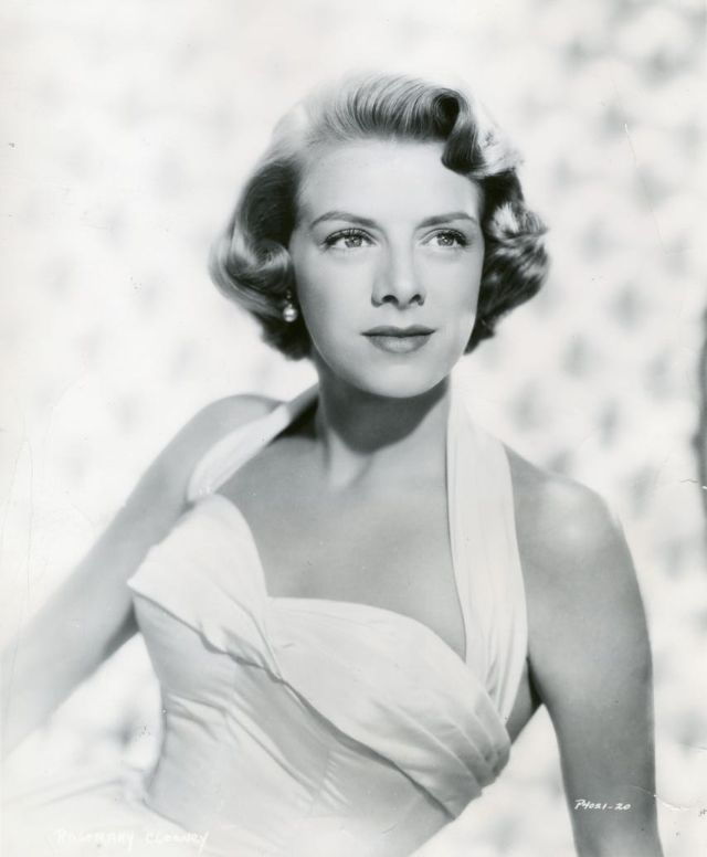 Glamorous Photos of Rosemary Clooney in the 1940s and ’50s Vintage