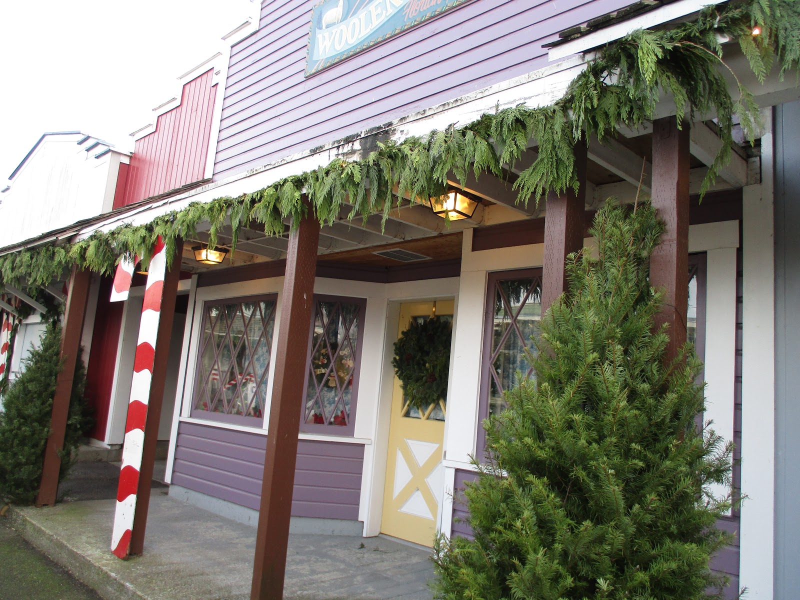 Sporktastic Travel PDX Christmas Alpenrose Dairyville