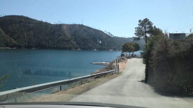 Zona Fluvial do Lago Azul