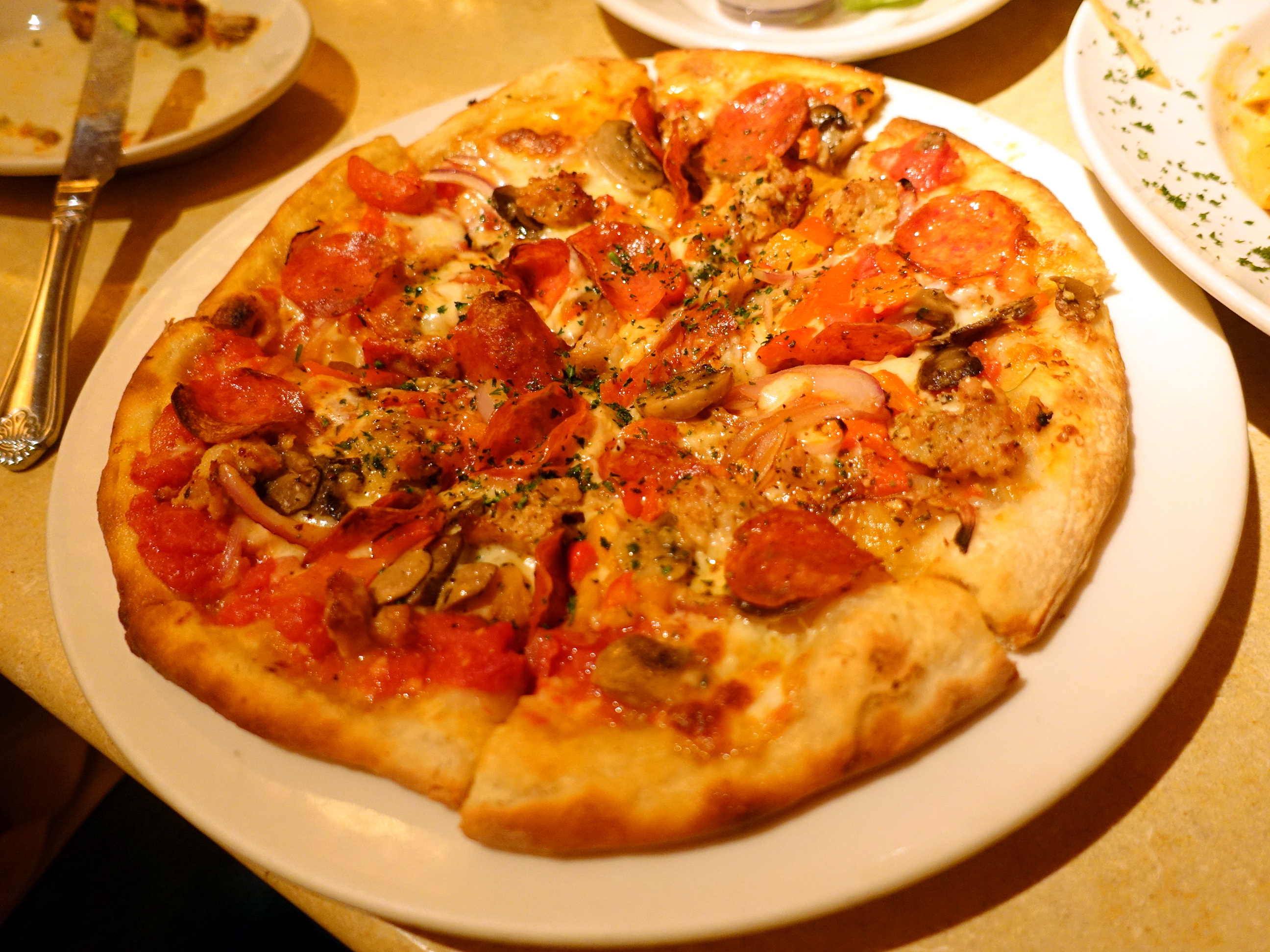 The Cheesecake Factory (Hong Kong, CHINA) ★★★☆☆ A traveling foodie's