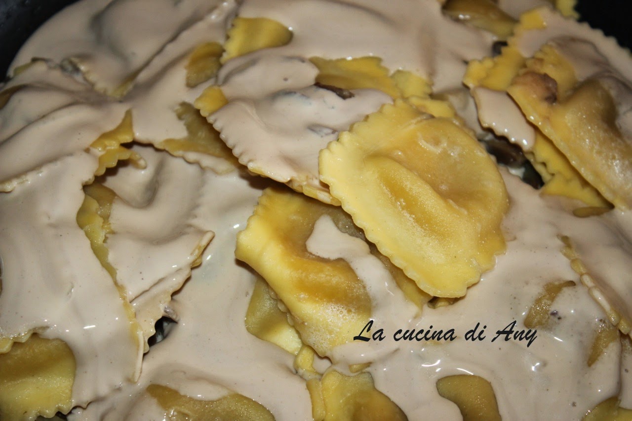 La cucina di Any Ravioli ai funghi porcini, carciofi e panna Ravioli