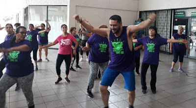 Con terapia de baile, IMSS sonora promueve estilos de vida saludable 