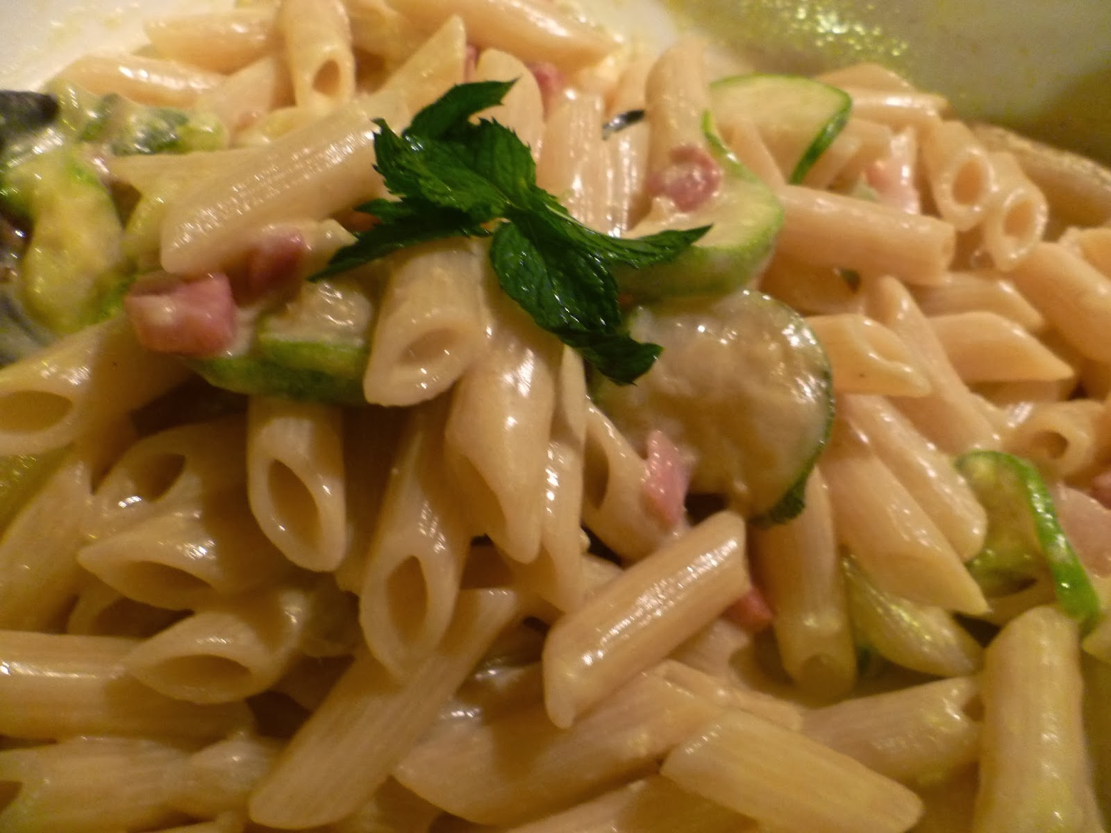 Zucchini Carbonara : Italian recipe | AgneseItalianRecipes