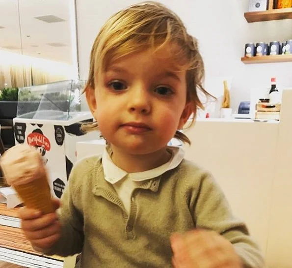 Princess Madeleine shared a new photo of her son Prince Nicolas on her own Facebook account, with the title of 'Happy Saturday from Nicolas'