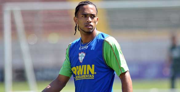 Luís Ricardo, da Portuguesa, entra na lista de reforços do Flamengo