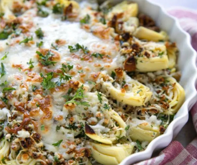 CANNED ARTICHOKE HEARTS WITH PARMESAN BREADCRUMB TOPPING