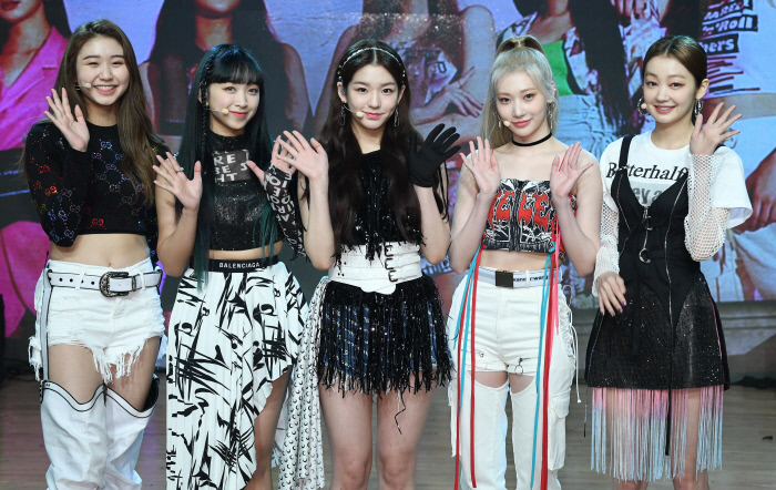 무대마다 매번 의상 체인지된다는 신인 여돌 | 인스티즈