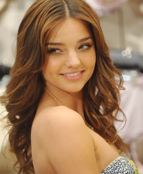 http://1.bp.blogspot.com/-bYzqKRS39fM/TeD5X3ruyFI/AAAAAAAAAf4/sQkPRmy4AwU/s1600/miranda-kerr.jpg