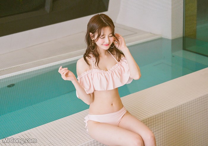 Kim Hee Jeong beauty hot in lingerie, bikini in May 2017 (110 photos) photo 2-10