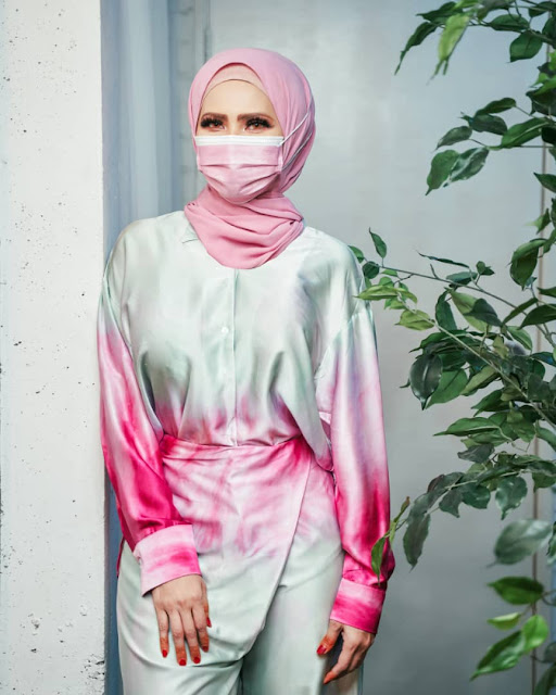 Rozita Che Wan Duta Baharu Himaya Premium Hijab Medical Face Mask Blush Rose! RM 2 Dari Setiap Pembelian Akan Disalurkan Kepada MAKNA.