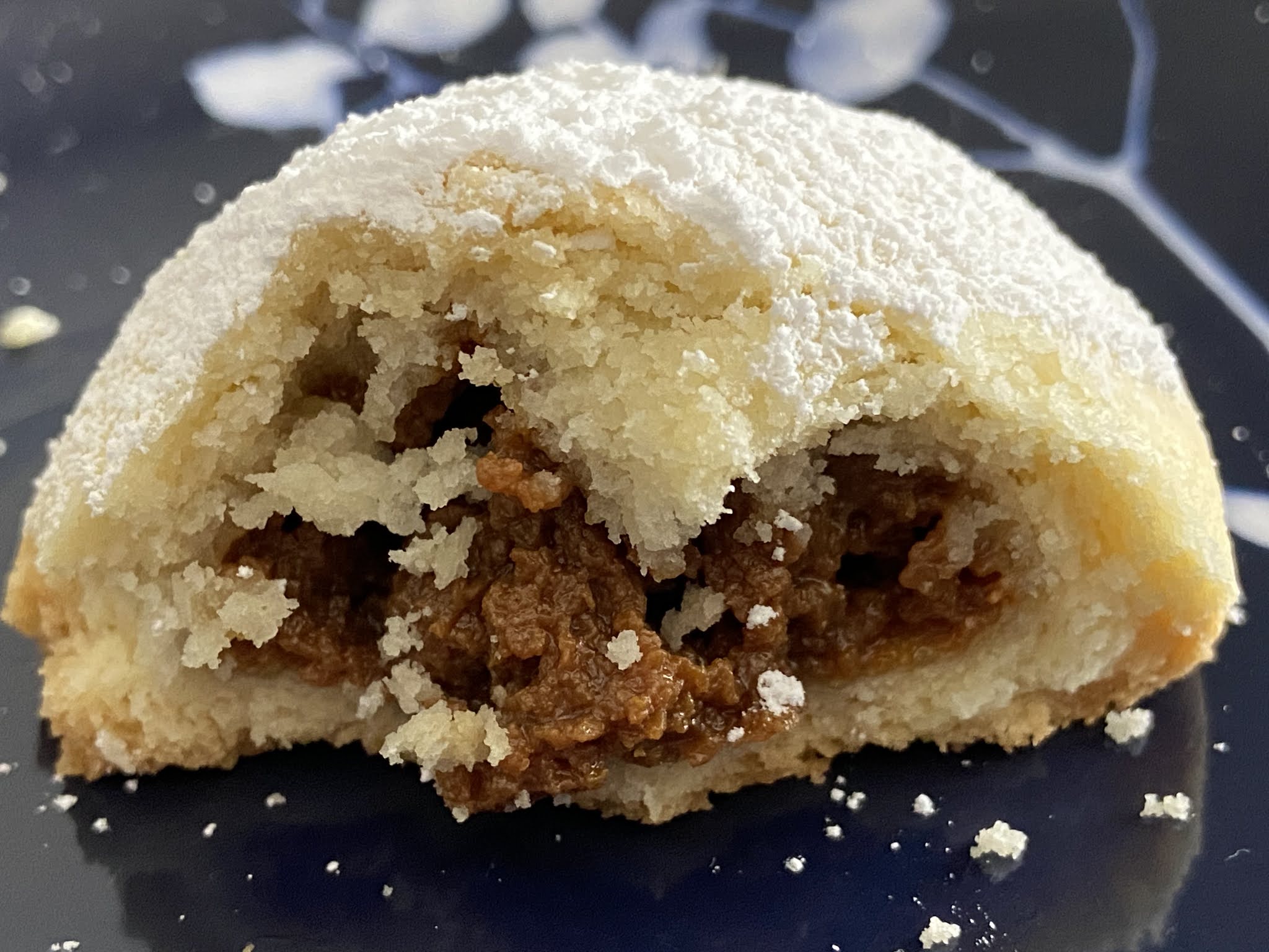 The Pastry Chef's Baking Porto's Bakery bakery review