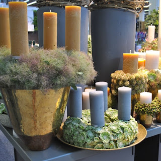 Floristik Kerzen Trendfarbe Honig und Steingrau Gartendeko-Blog Neuheiten von der Tendence