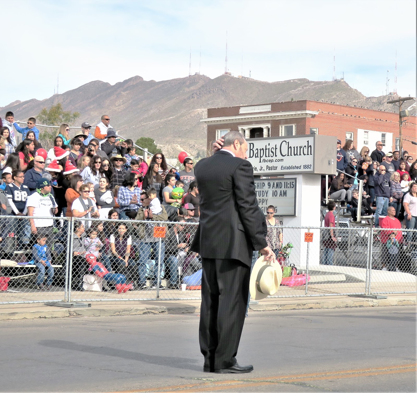 Living Rootless El Paso The Thanksgiving Parade, Part 2 The People