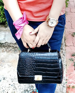 Orange Crush | STYLE PANORAMA BY DHEERA JOSHI Trousers: Zara | Shoes: Reebok| Shirt: Levi’s T-shirt| BAG: Zara| Watch: Tag Heuer Space | black zara handbag