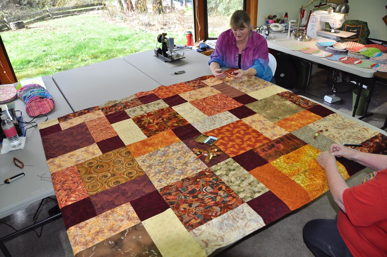 The Harlan Valley Quilters Quilt Day!