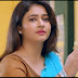 "என்ன வளைவு...! என்ன நெழிவு...!." - வெறும் ப்ரா, சார்ட்ஸ் அணிந்து கொண்டு வயசு பசங்களை வசியம் செய்த பூனம் பாஜ்வா..!