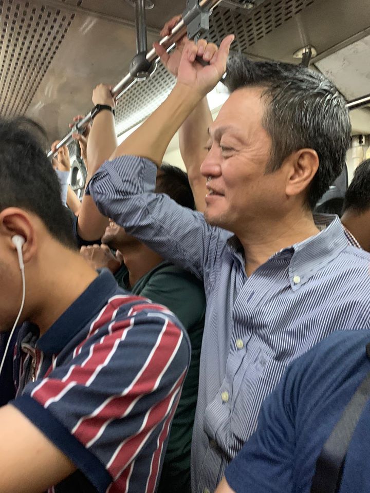 Toyota President rides bus, MRT, UV express, jeep, tricycle to understand commuters