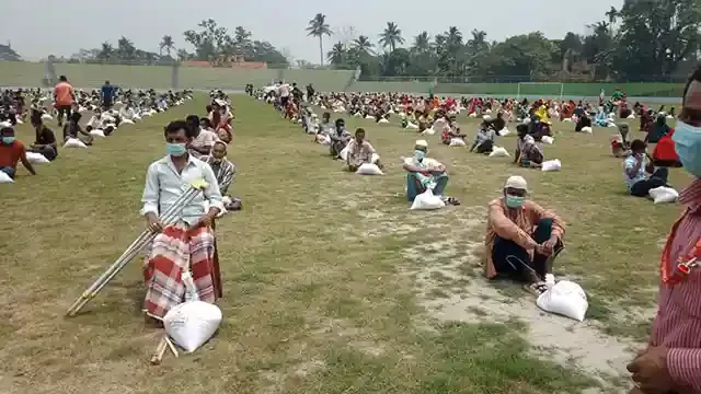 জামালপুরে করোনায় কর্মহীন ১ হাজার পরিবারের মাঝে ত্রাণ বিতরণ