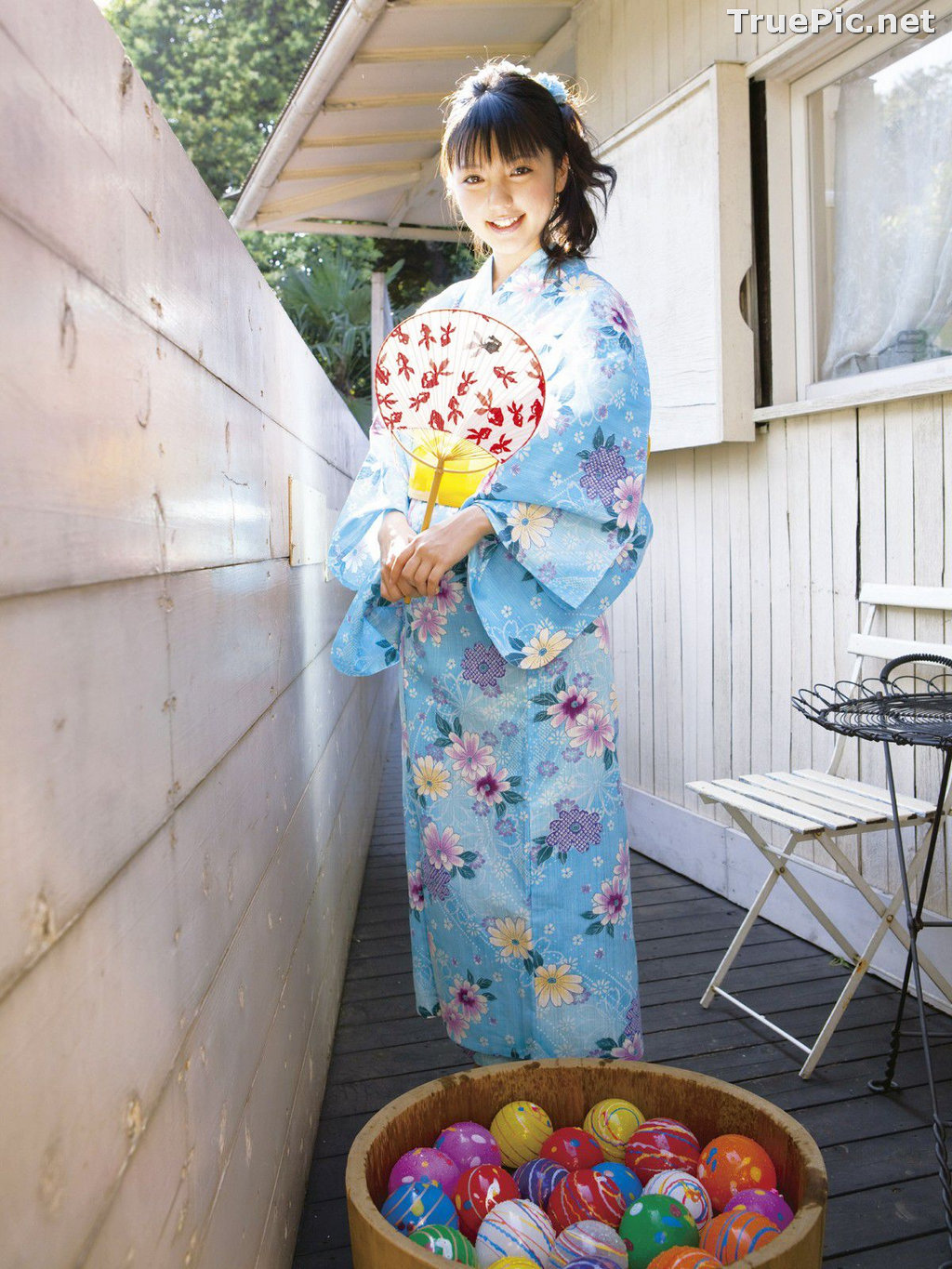 Image Japanese Singer and Actress - Erina Mano - Summer Greeting Photo Set - TruePic.net - Picture-14