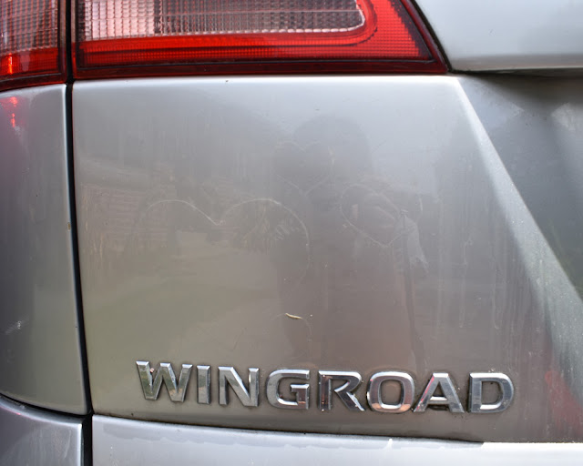 StickyTiki How to apply and remove decals on your car