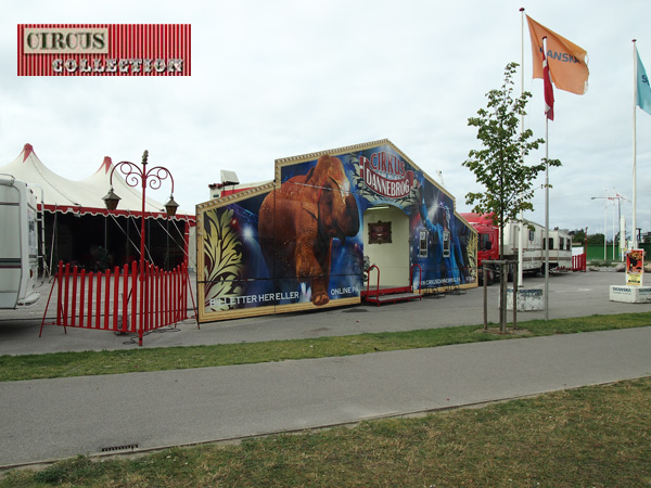 la façade d'entrée du Cirkus Dannebrog 