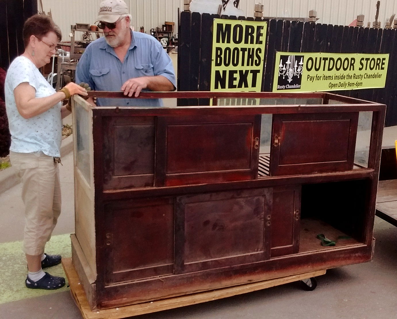 Saturdays Vintage Finds How I Figure Out Where To Sell My Vintage Items