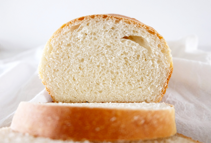 bread sliced to see interior