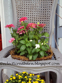 Eclectic Red Barn: Upcycled chair to planter 