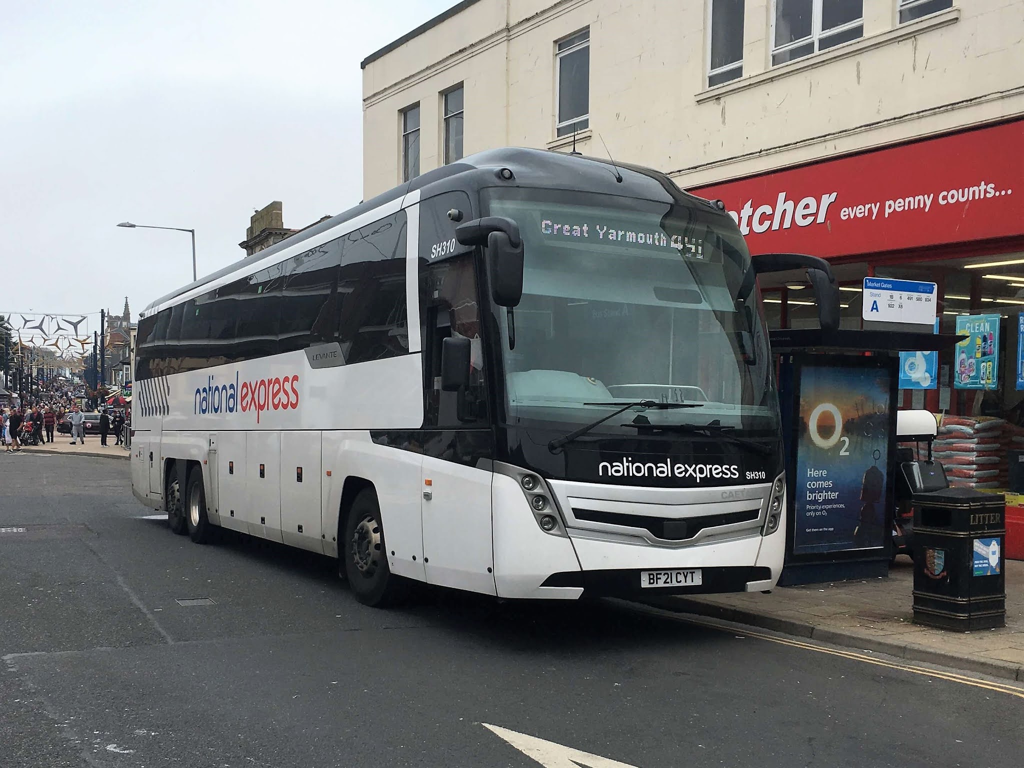 East Norfolk (and East Suffolk!) Bus Blog: Unusual National Express Visitor