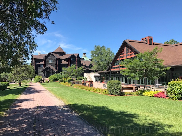 Create With Mom Exploring Montebello while staying at Fairmont Le