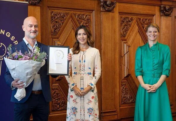 Crown Princess Mary wore a floral print midi dress from Vilshenko. Princess Mary wore Vilshenko Jerry floral print silk dress