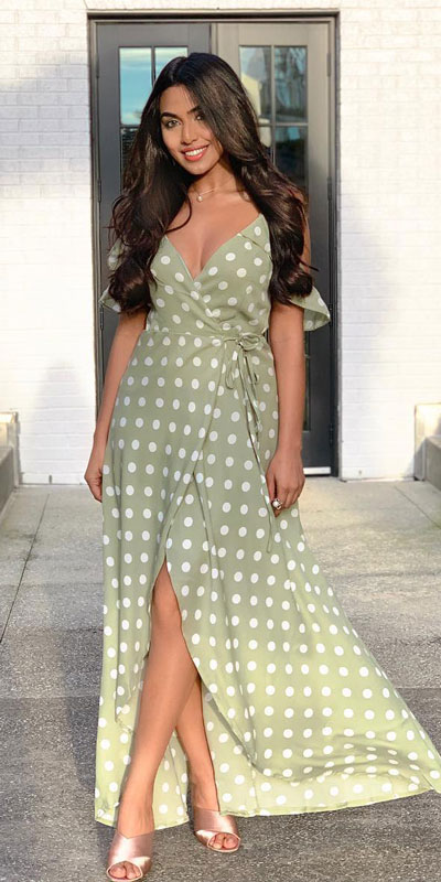 Are you looking for cute summer style? Have a look at these cute summer outfits to stand out from the crowd. Summer Fashion via higiggle.com | polka dot long dress | #summer #summeroutfits #cute #maxidress