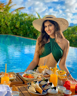 Sakshi Malik Latest Hot Bikini Images & Wallpapers