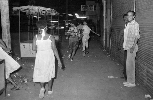 Prostitutas en la parte alta de Santo Domingo.